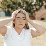 Qué hábitos empeoran las migrañas y el dolor de cabeza